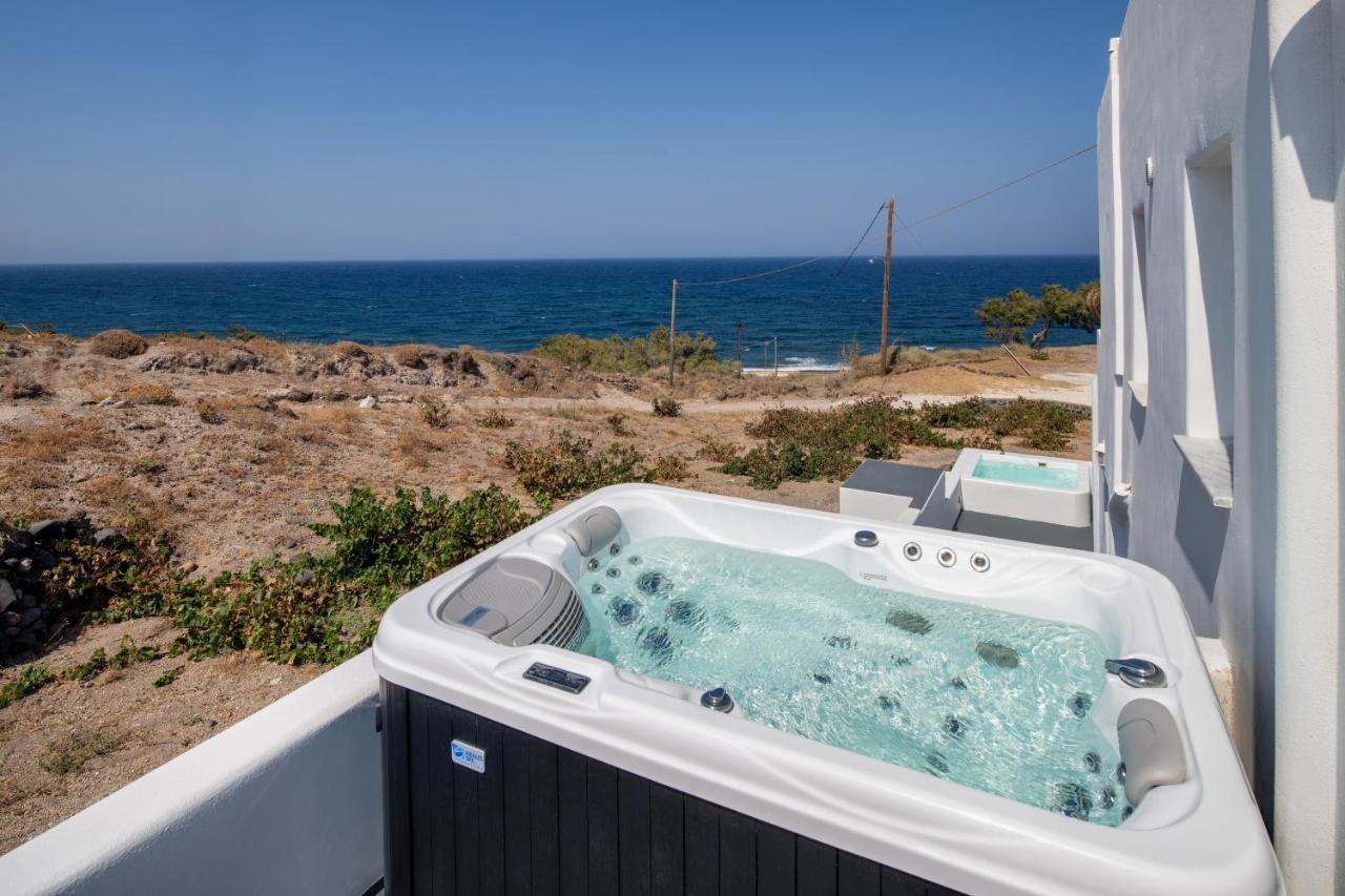 Peaceful Seafront Retreat In Santorini -sonus Mare * Βούρβουλος