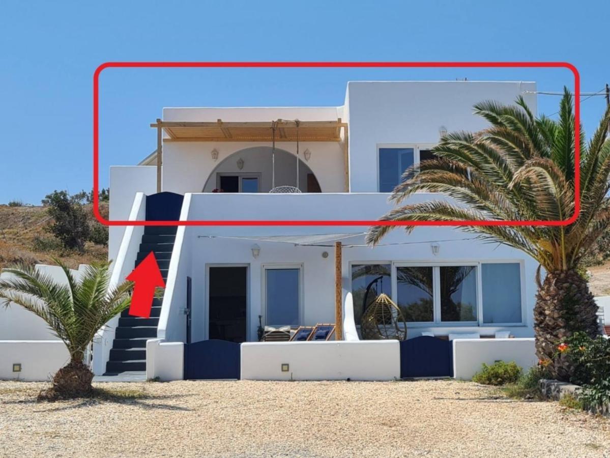Peaceful Seafront Retreat In Santorini -sonus Mare