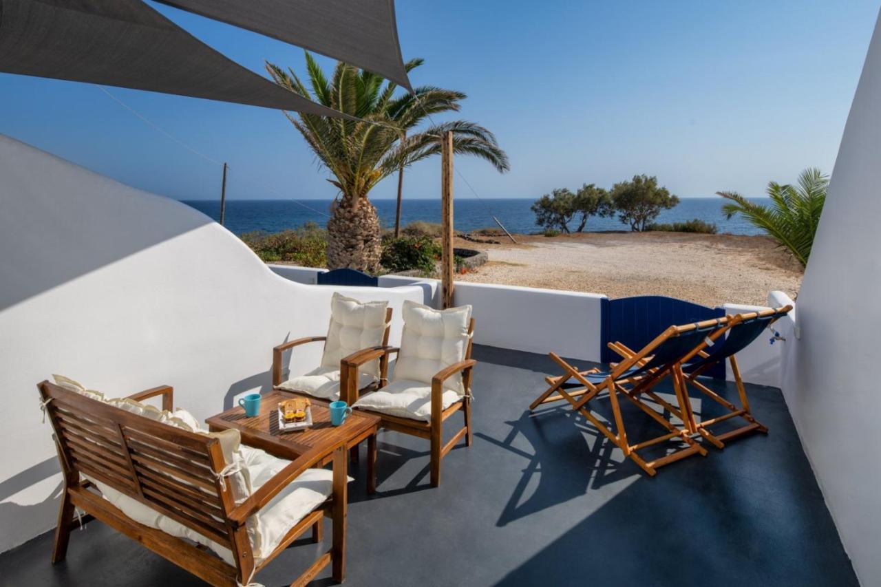 Peaceful Seafront Retreat In Santorini -sonus Mare *